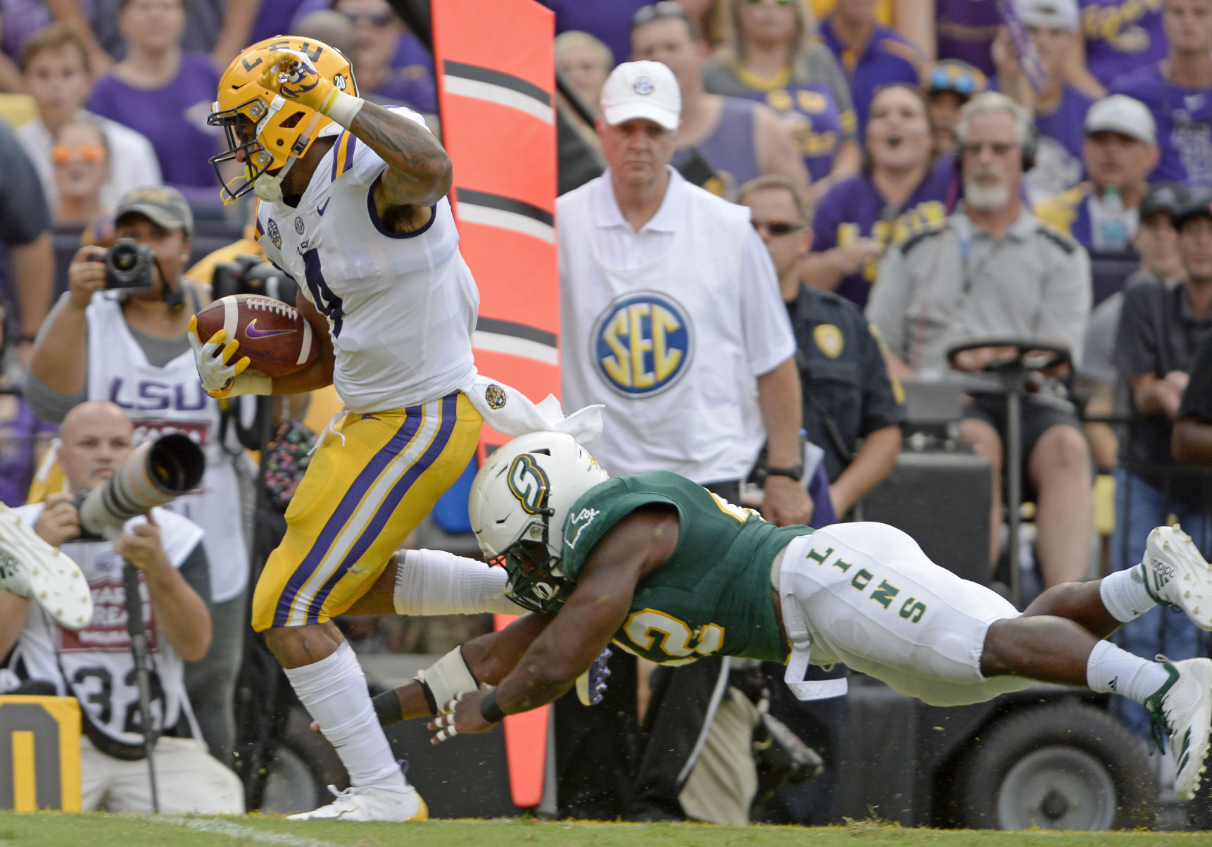 lsuslufootball1121.090918 bf